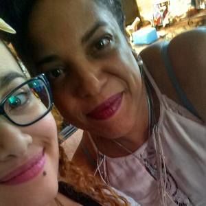 Meet your Posher, Sharon